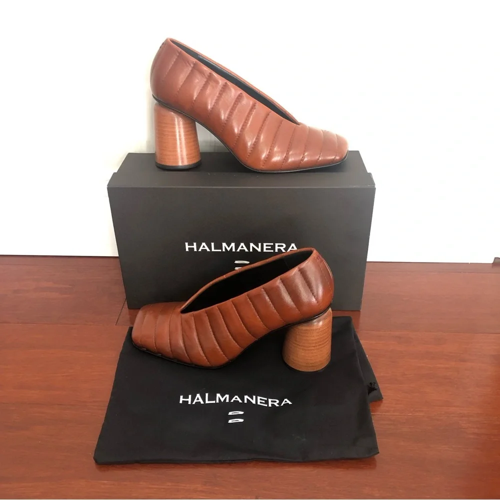 Halmanera Italy well man crafted leather quilted padded square toe cognac pump - Picture 3 of 16